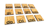 Set of 200 magnetic cards with syllables and abc