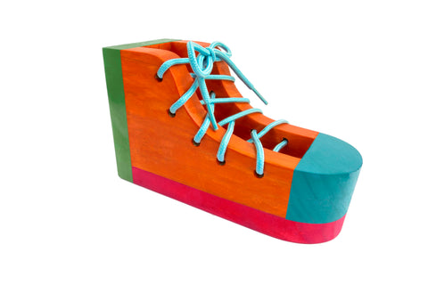 intertwining shoe
